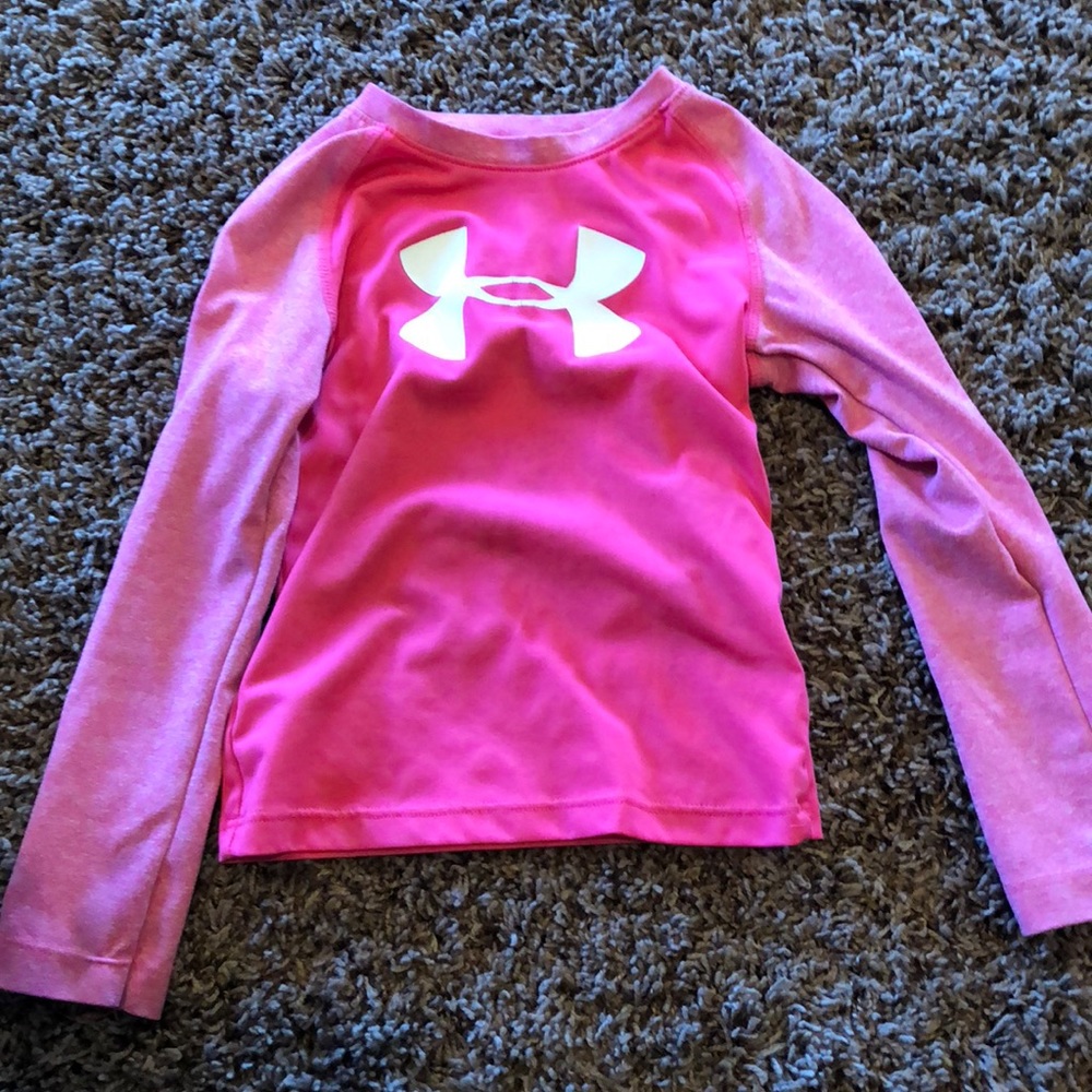 Under Armour T-shirt